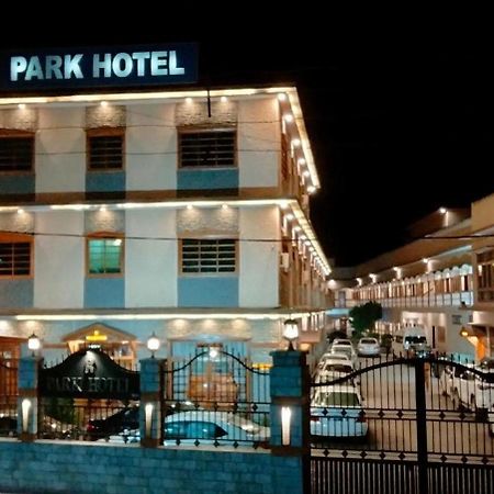 Park Hotel Gilgit Buitenkant foto